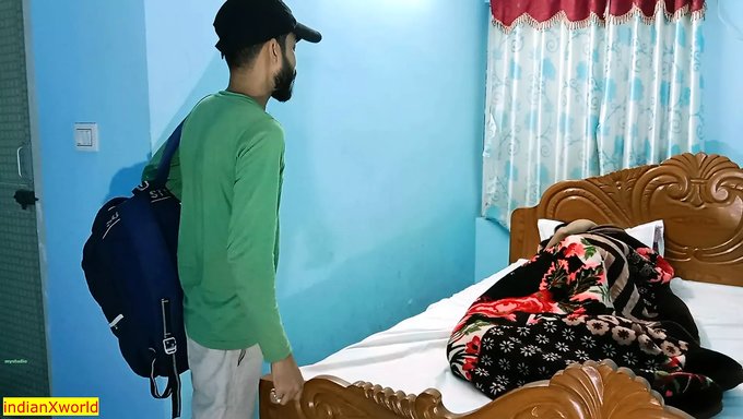 अंतरजातीय जोड़े का जंगली बीडीएसएम सत्र कैमरे में कैद हुआ।